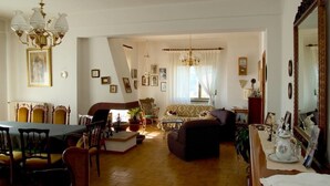 Unclassified image, 2 of 37, button - Clementina B&B (Brittoli)