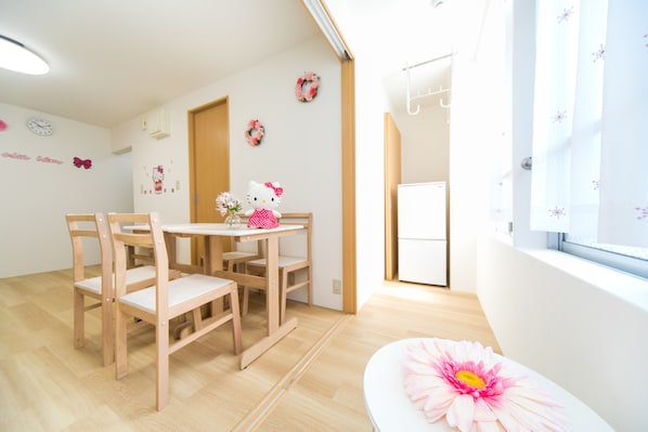 1 bedroom, blackout curtains, iron/ironing board, free WiFi - Dotonbori Nipponbashi Large Room M2 (Osaka)