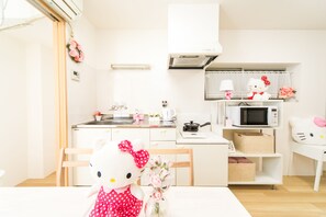 Standard Apartment | Private kitchenette