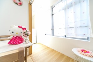 1 bedroom, blackout curtains, iron/ironing board, free WiFi - Dotonbori Nipponbashi Large Room M2 (Osaka)