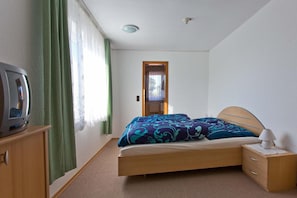 Free WiFi, bed sheets - Puck Landgasthof (Suderburg)