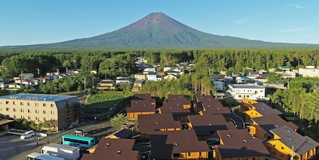 Property grounds. Fuyo No Yado
