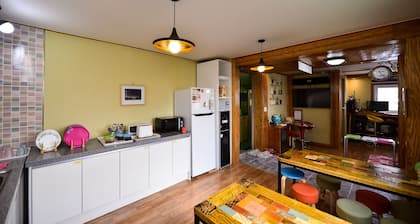 Suncheon Station Guesthouse - Hostel
