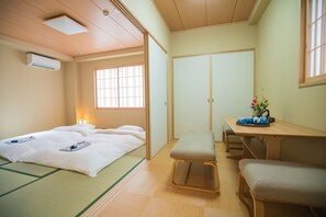 Family Suite | Desk, soundproofing, free WiFi - Hotel Yu-shu (Osaka)