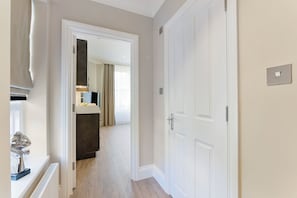 Luxury Apartment, 2 Bedrooms, Non Smoking | Living area | LED TV