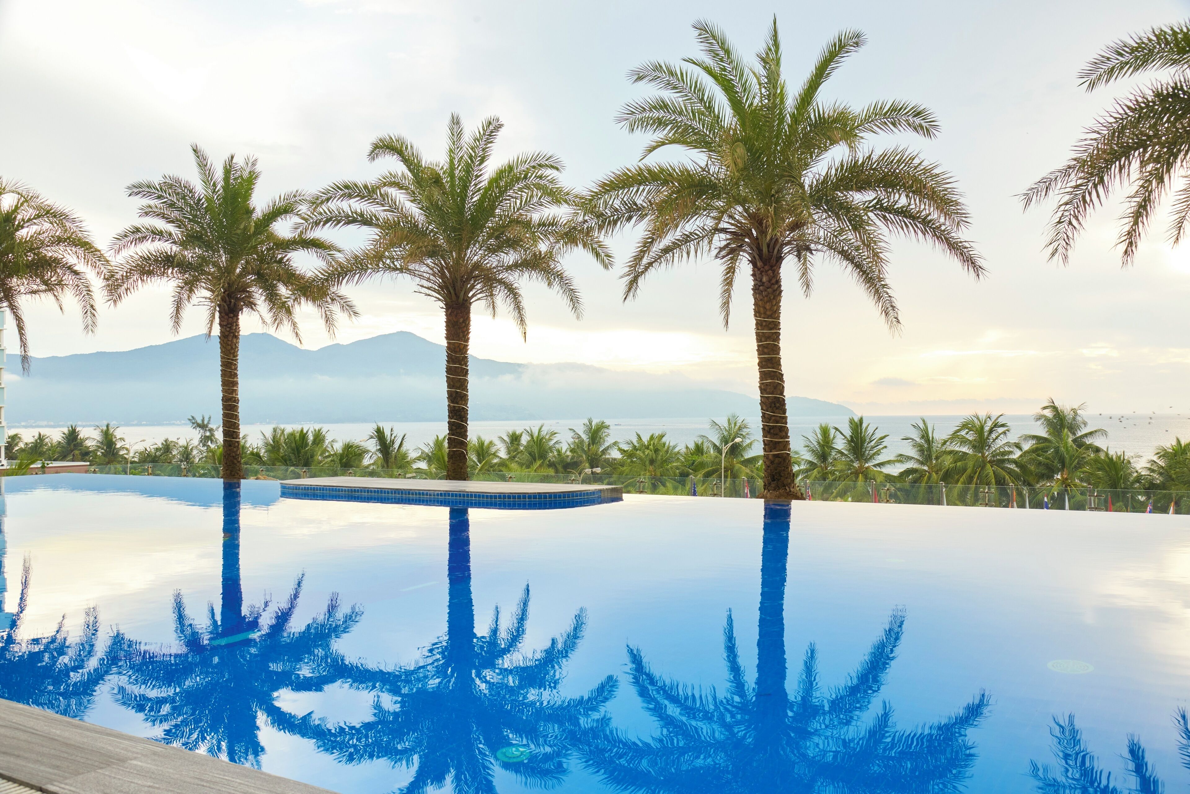 2 outdoor pools, pool umbrellas, pool loungers