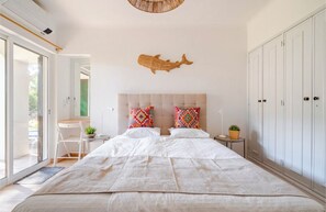 3 bedrooms, iron/ironing board, travel crib, WiFi