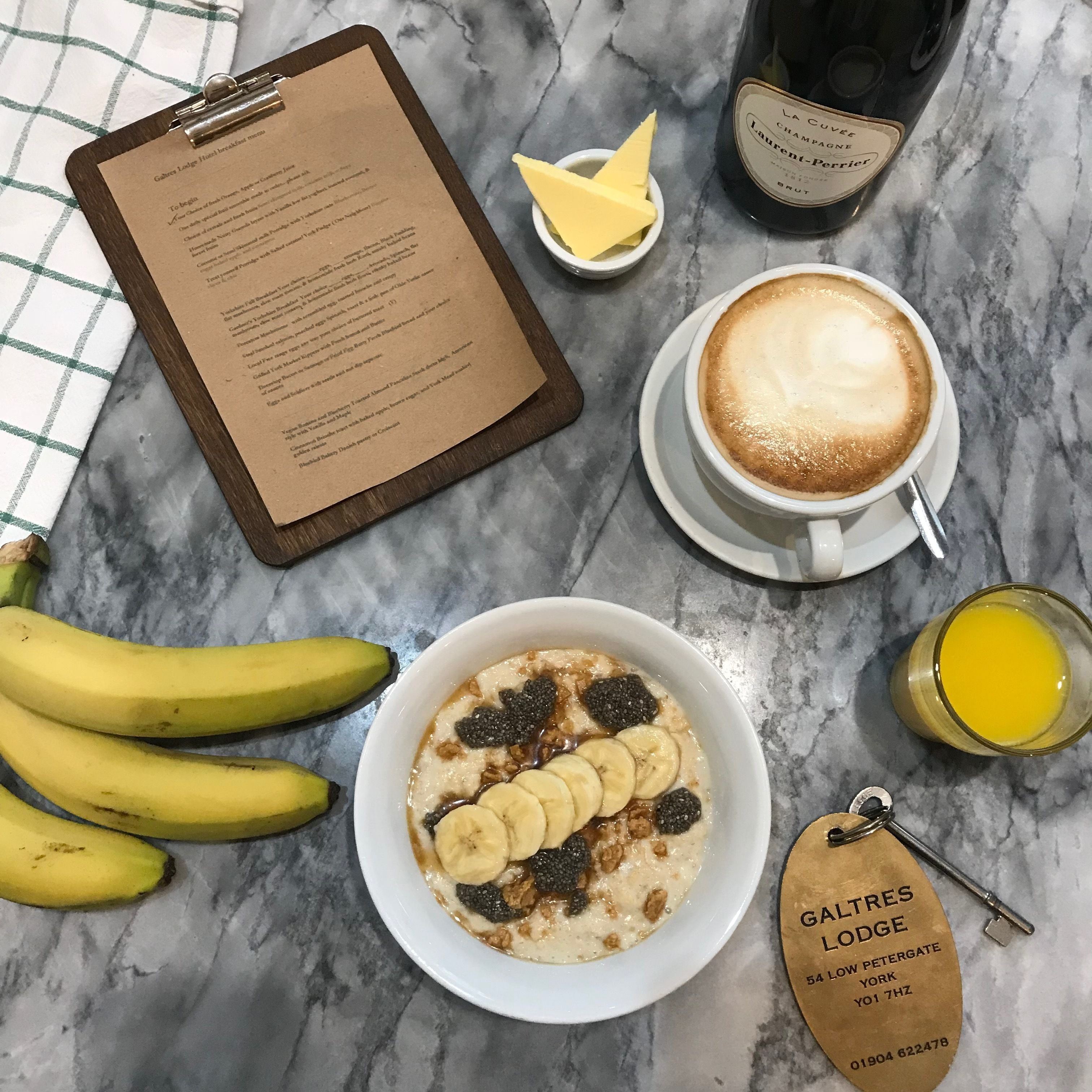 free daily english breakfast