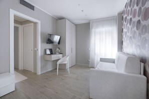 Deluxe Apartment, 1 Bedroom, 2 Bathrooms, Sea View