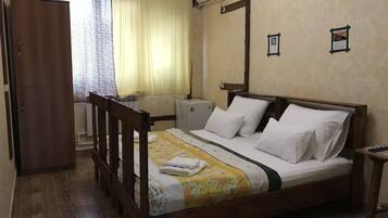 Comfort Double or Twin Room | Egyptian cotton sheets, premium bedding, pillowtop beds