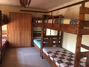 Gemeinsamer Schlafsaal, Gemischter Schlafsaal (8-Beds) | BettwÀsche aus Àgyptischer Baumwolle, hochwertige Bettwaren