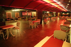 Terrace/patio - Onhann Hotel (Balikesir)