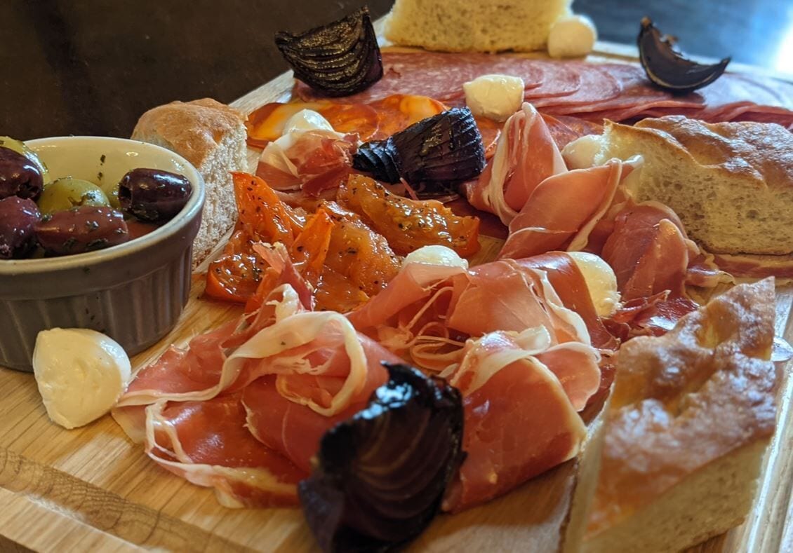 breakfast, lunch and dinner served