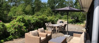 Lovely spaceious house. Big garden Outdoor hottub. Close to nature. Pet friendly