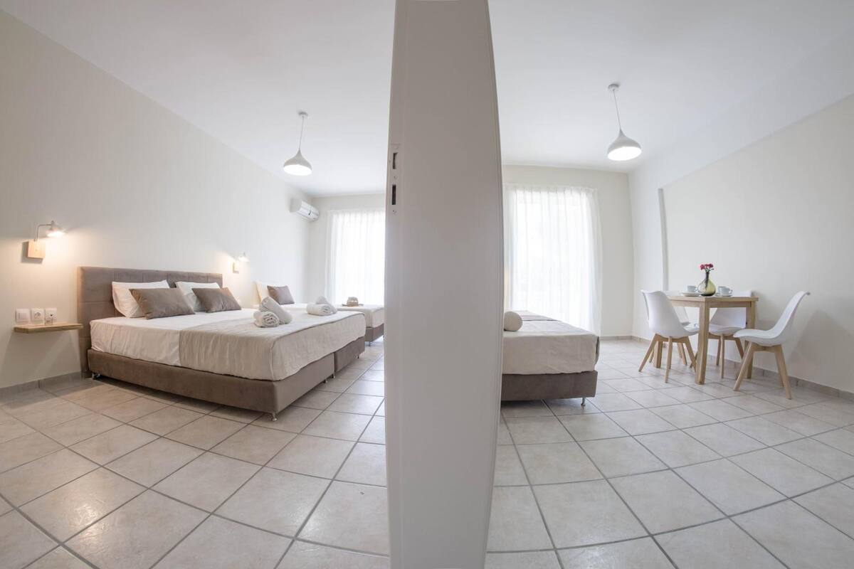 Superior Apartment, 1 Bedroom | In-room safe, soundproofing, WiFi (free), bed sheets