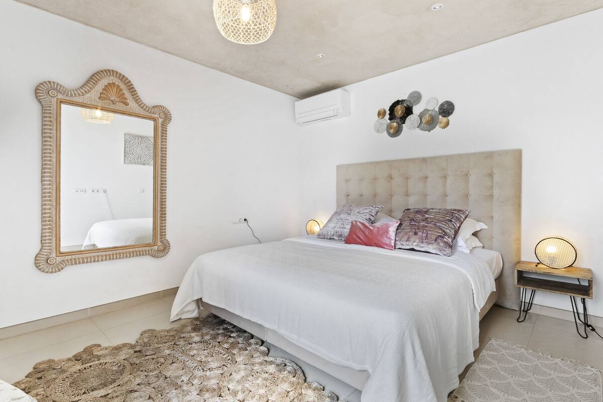 Premium bedding, pillow-top beds, desk, blackout curtains
