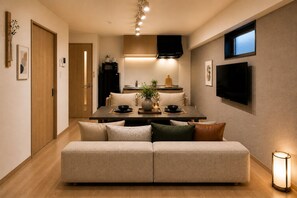 Deluxe Studio Suite | Living area | Flat-screen TV - Takuto Stay Sakaisuji-Honmachi (Osaka)