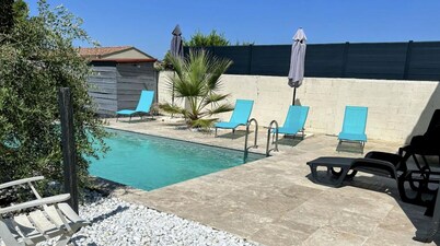 CONTEMPORARY AIR CONDITIONED VILLA AT THE FOOT OF MONT VENTOUX