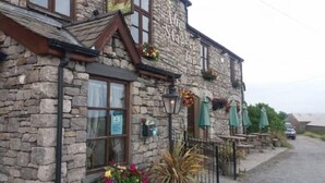 Property entrance - The Stagger Inn (Barrow-in-Furness)