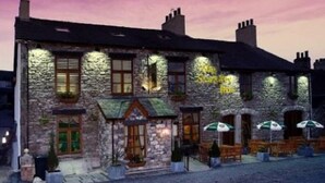 Front of property – evening/night - The Stagger Inn (Barrow-in-Furness)