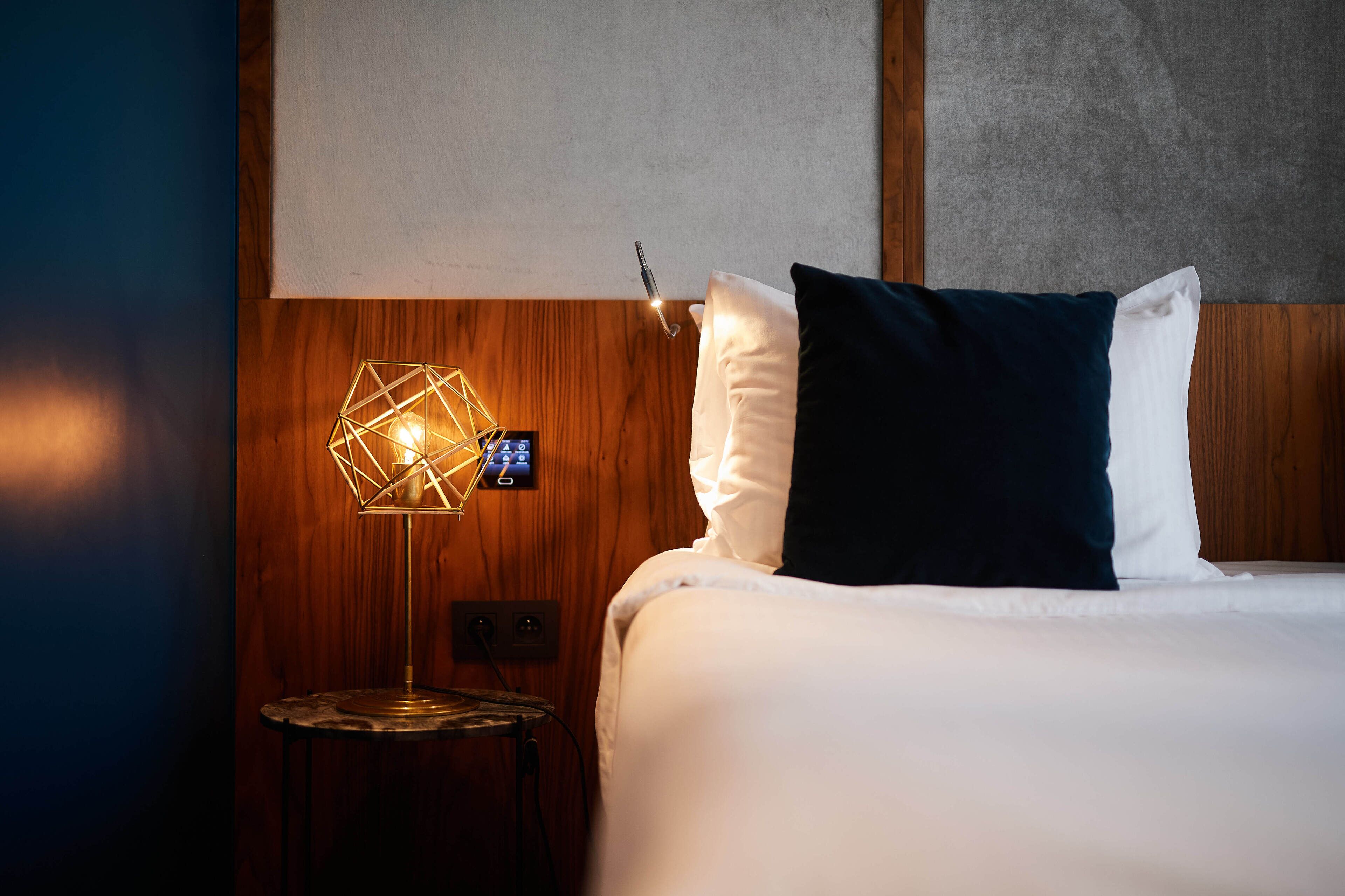 1 bedroom, premium bedding, in-room safe, desk