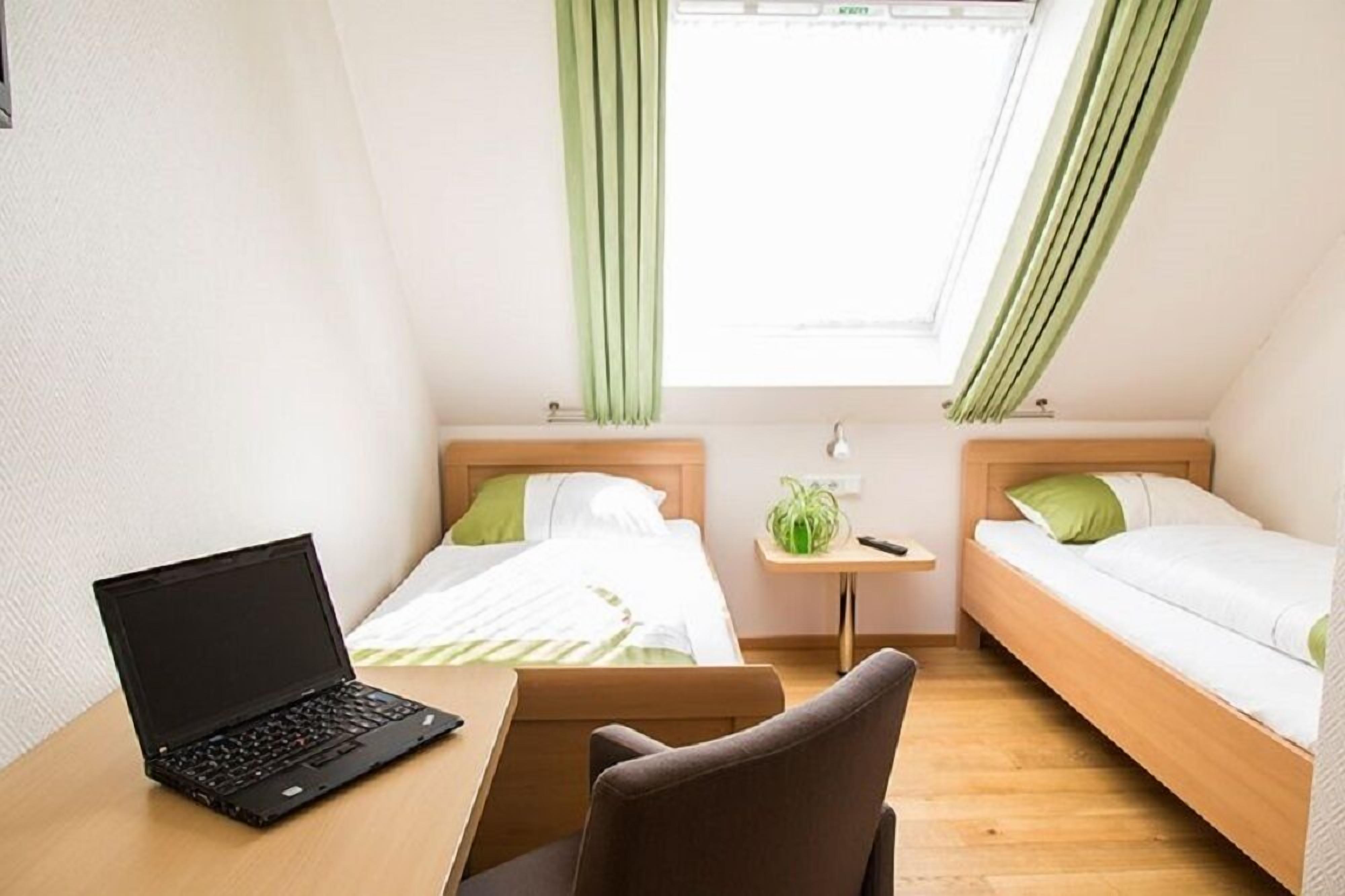 Twin Room, 2 Twin Beds, Non Smoking | Hypo-allergenic bedding, desk, blackout drapes, soundproofing