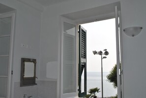 View from room - Al Piccolo Scoglio - Room & Breakfast (Camogli)