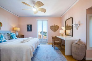 4 quartos, ferros/tábuas de passar roupa, Wi-Fi, roupa de cama