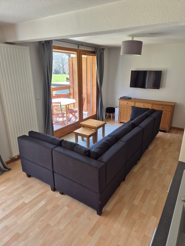 Smart-TV, Stereoanlage