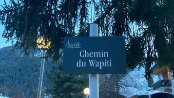 Enceinte de lâhĂ©bergement