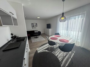 Suite | Living area | TV