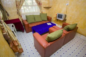 Family Room - Signal Gardens Hotel (Kitui)