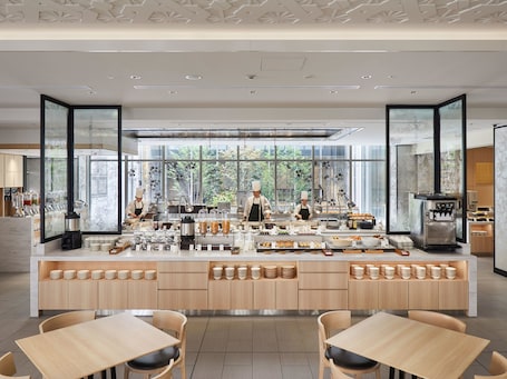 Daily buffet breakfast for a fee. Hotel Vischio Kyoto by GRANVIA