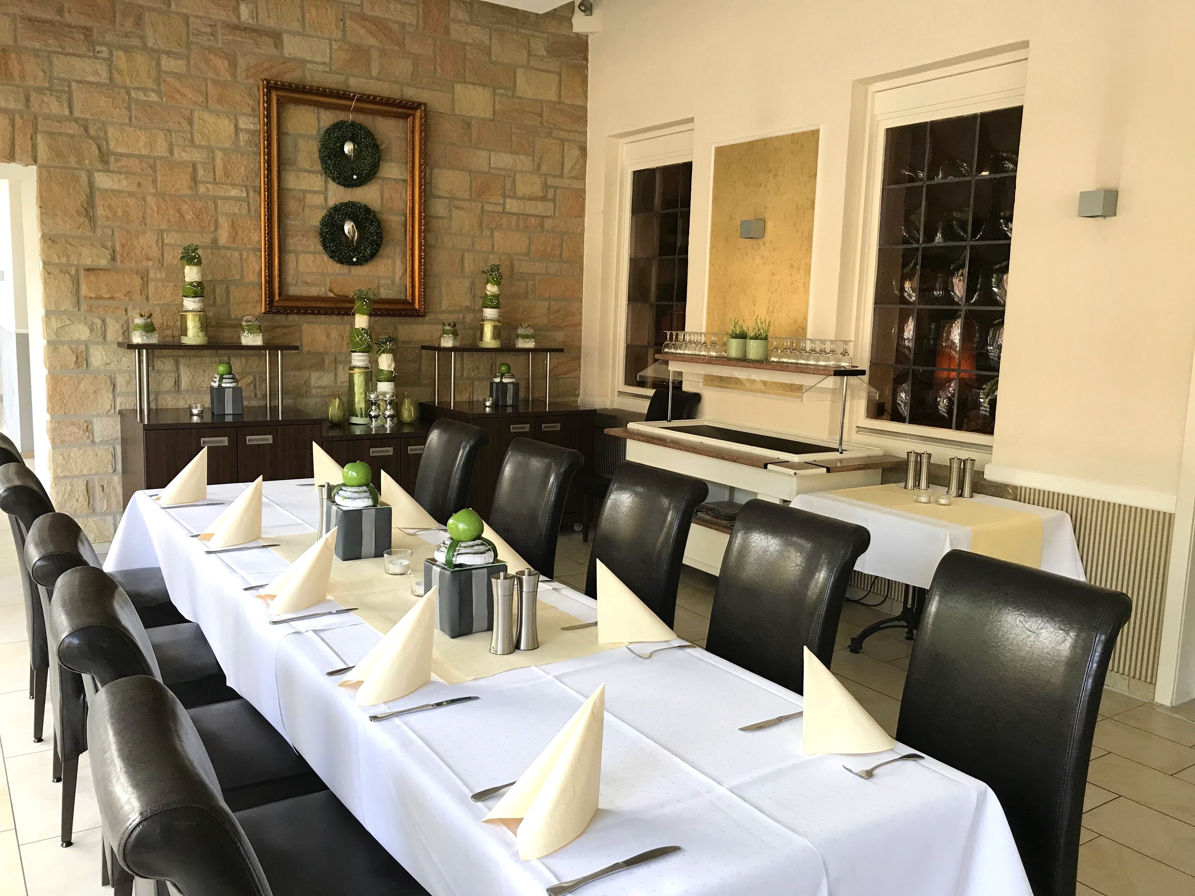 daily buffet breakfast (eur 5 per person)