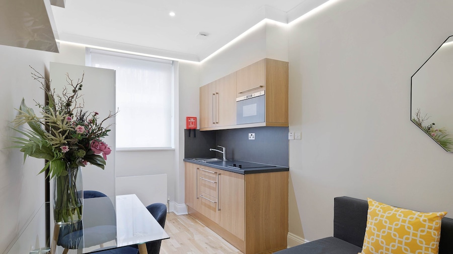 Cleveland Residences Russell Square