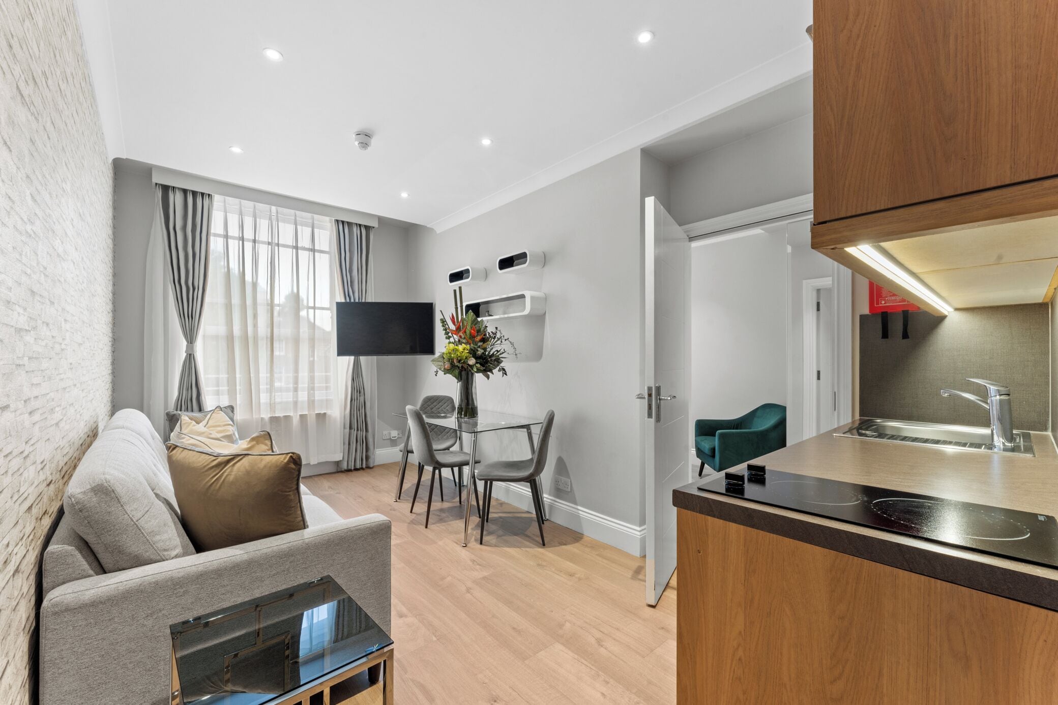 One-Bedroom Apartment with Double Sofa Bed | Blackout curtains, iron/ironing board, free WiFi, bed sheets