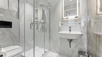 Exclusive-Apartment | Badezimmer | Dusche, Haartrockner, Fußbodenheizung (Badezimmer), Handtücher