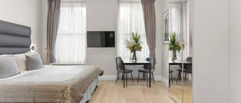 Deluxe-Studio | Verdunkelungsvorhänge, Bügeleisen/Bügelbrett, kostenloses WLAN