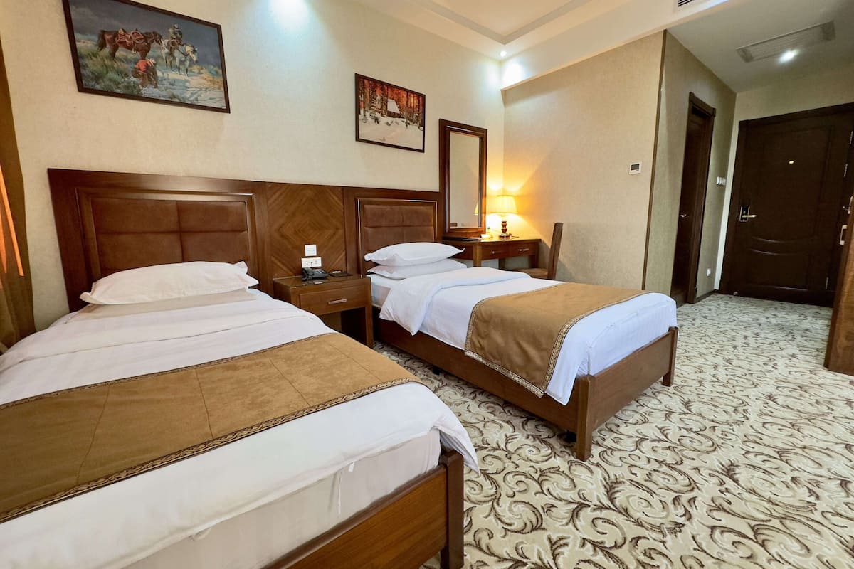 Premium bedding, in-room safe, desk, blackout curtains