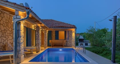 4* Villa mit privatem Pool - modern und hochwertig ausgestattet