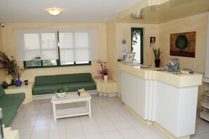 로비 좌석 공간