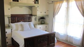 2 bedrooms, iron/ironing board, travel crib, WiFi