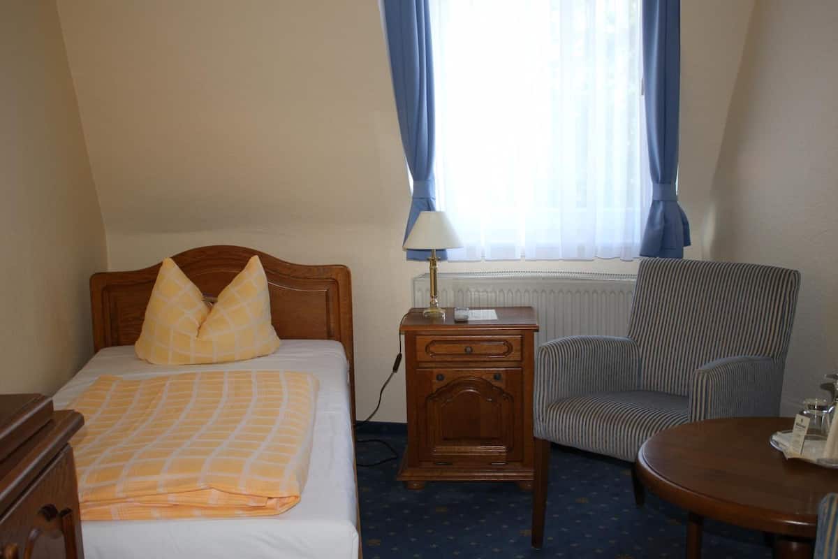 Blackout curtains, iron/ironing board, free WiFi, bed sheets