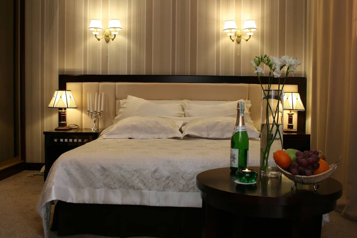 Suite | Premium bedding, in-room safe, desk, cots/infant beds