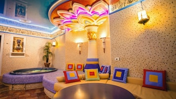 Sauna, hot tub, steam room, body treatments, Thai massages, body wraps