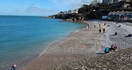 Devoncoast Seaview Apartments