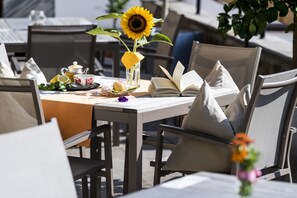 Free daily buffet breakfast - Activehotel Diana (Castelrotto)