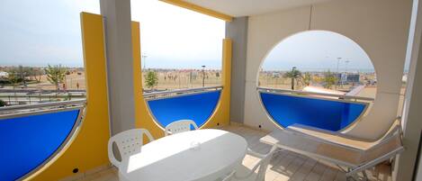 Apartamento superior, 2 habitaciones (C2 South Sea Superior) | Terraza o patio