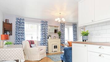 Småhus | Oppholdsområde | TV og DVD-spiller