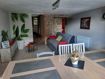 Isabelle's "Mer rit" 10 min from Puy du fou